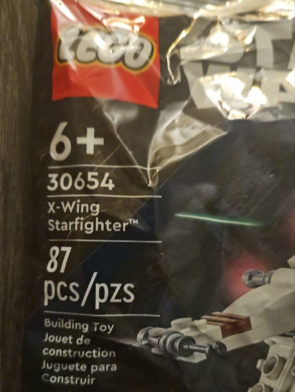 Lego Star Wars X-Wing Starfighter - White, Red & Dark Gray - Picture 4 of 6